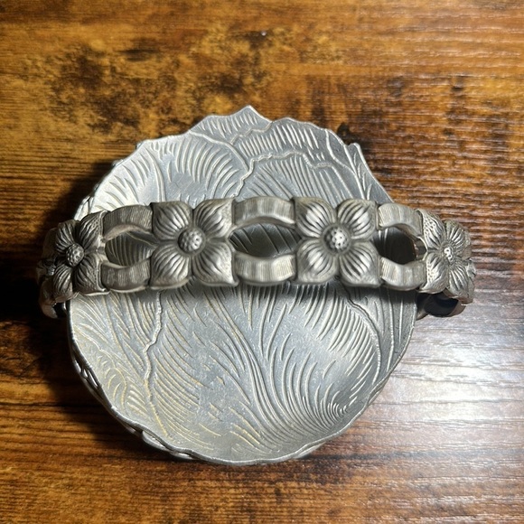 Vintage‎ Hand Wrought Rodney Kent Leaves Hammered Aluminum Coaster & Caddy Set - Picture 2 of 4